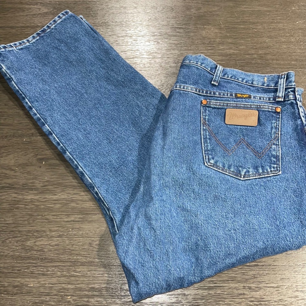 Wrangler Men 42x30 Blue Jeans Cowboy Cut Original Fit 13MWZGK Straight Leg Denim